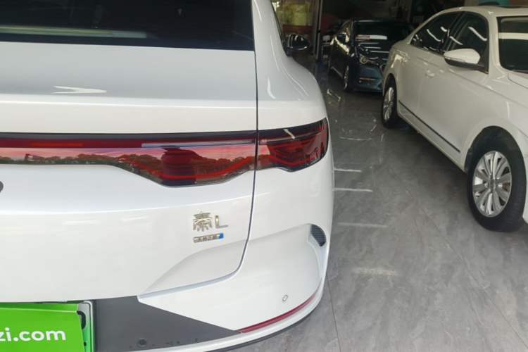 Used BYD Qin L 2025 EV 545KM Beyond Version Right Rear Taillight