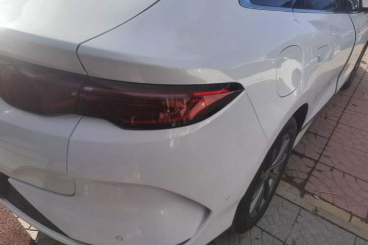 Used BYD Qin L 2025 EV 545KM Beyond Version Right Rear Taillight
