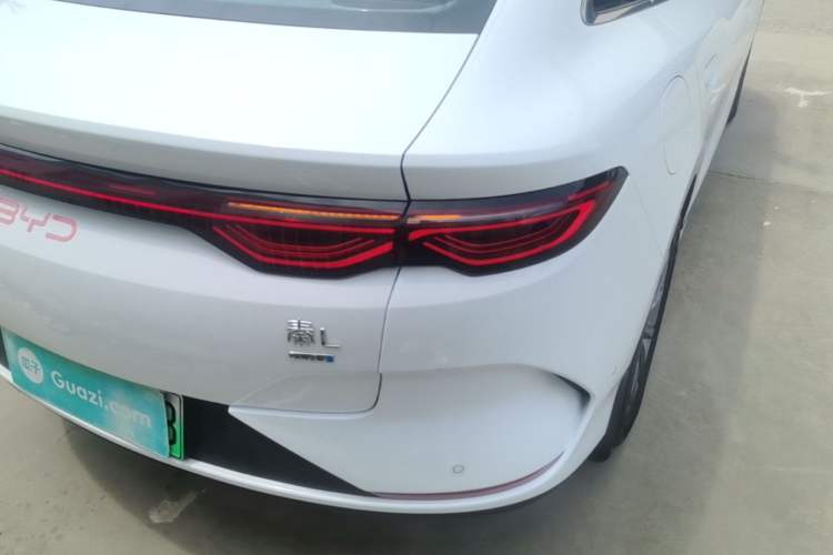 Used BYD Qin L 2025 EV 545KM Beyond Version Right Rear Taillight
