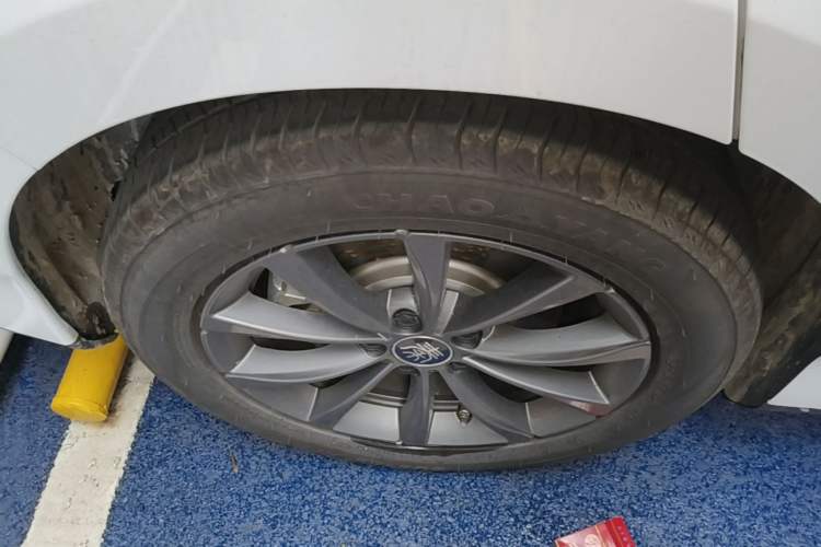 Used BYD Qin L 2025 EV 545KM Beyond Version Right Rear Wheel Hub