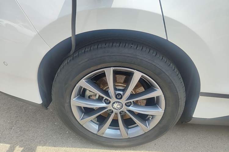 Used BYD Qin L 2025 EV 545KM Beyond Version Right Rear Wheel Hub