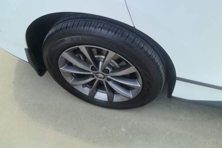 Used BYD Qin L 2025 EV 545KM Beyond Version Right Rear Wheel Hub