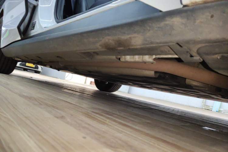 Used BYD Qin L 2025 DM-i Smart Drive 80KM Superior Model Right Side Sill