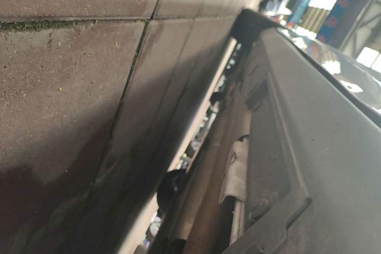 Used BYD Qin L 2025 DM-i Smart Drive 120KM Leading Model Right Side Sill