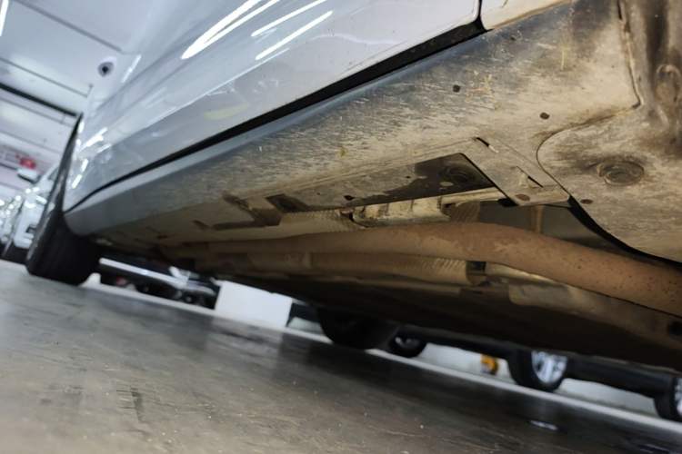 Used BYD Qin L 2025 DM-i Smart Drive 120KM Superior Model Right Side Sill