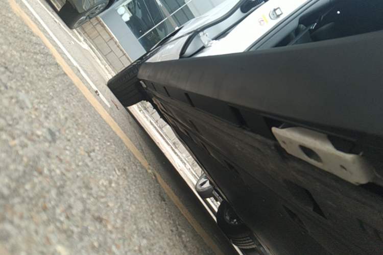 Used BYD Qin L 2025 EV 545KM Cloud Suspension Edition Right Side Sill