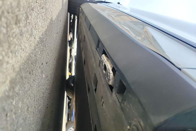 Used BYD Qin L 2025 EV 545KM Beyond Version Right Side Sill