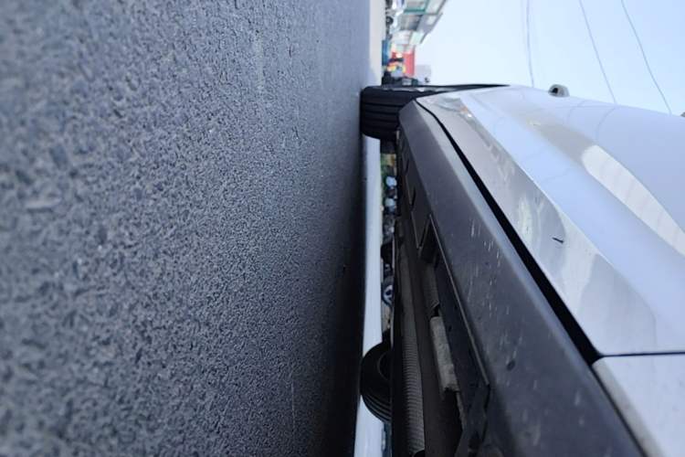 Used BYD Qin L 2025 DM-i Smart Drive 120KM Superior Model Right Side Sill