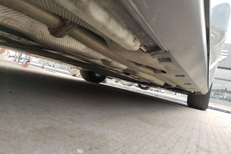 Used BYD Qin L 2025 DM-i Smart Drive 80KM Leading Model Right Side Sill