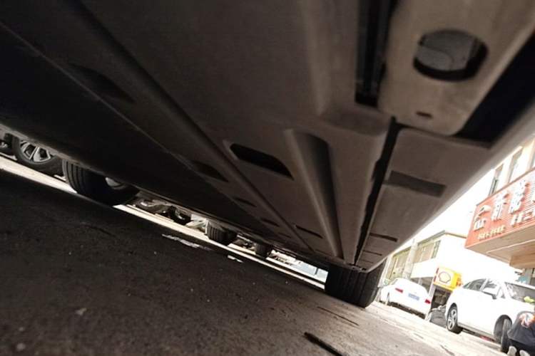 Used BYD Qin L 2025 EV 545KM Beyond Version Right Side Sill