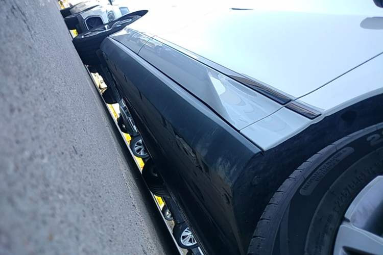 Used BYD Qin L 2025 EV 470KM Leading Edition Right Side Sill