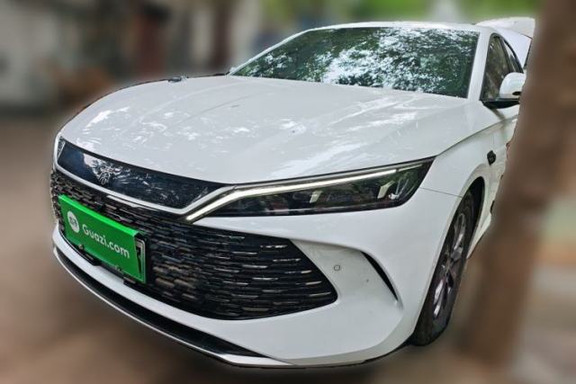 BYD Qin L 2025 DM-i Smart Drive 80KM Leading Model usado