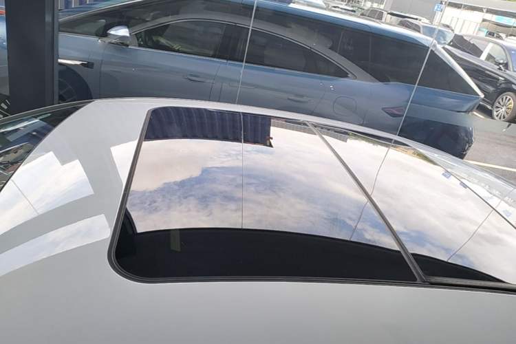 Used BYD Qin L 2025 DM-i Smart Drive 120KM Superior Model Roof