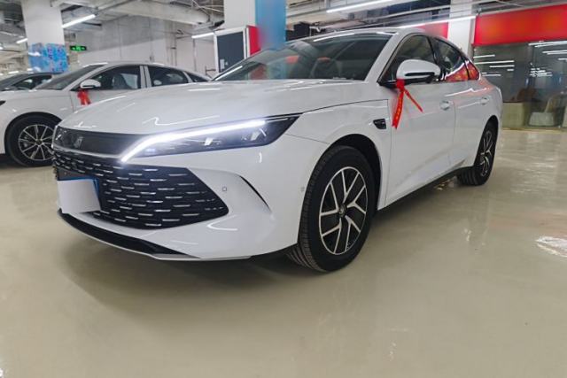 Used BYD Qin L 2025 DM-i Smart Drive 120KM Leading Model