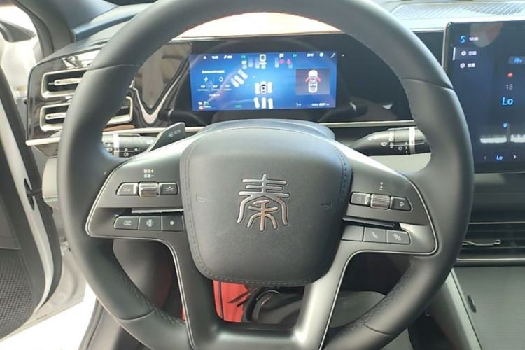 Used BYD Qin L 2025 DM-i Smart Drive 80KM Leading Model Steering Wheel