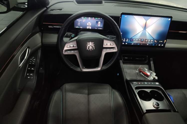 Used BYD Qin L 2025 EV 545KM Excellence Edition Steering Wheel