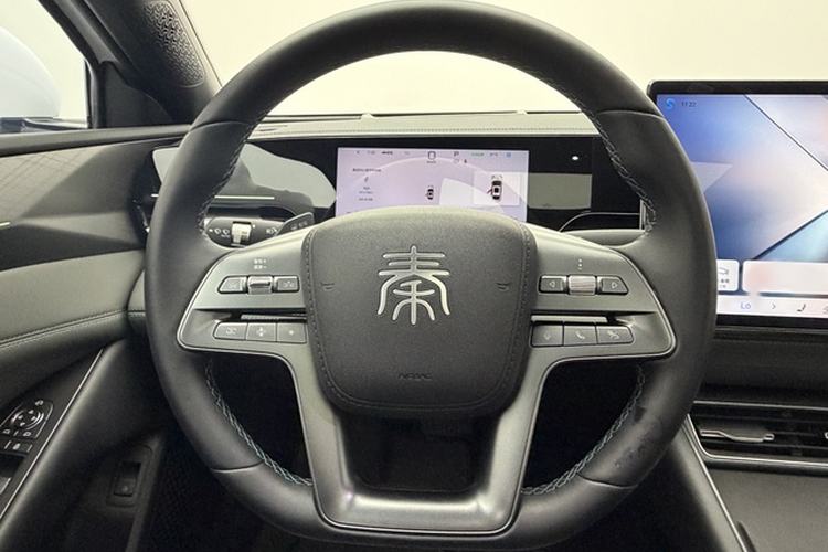 Used BYD Qin L 2025 EV 545KM Beyond Version Steering Wheel