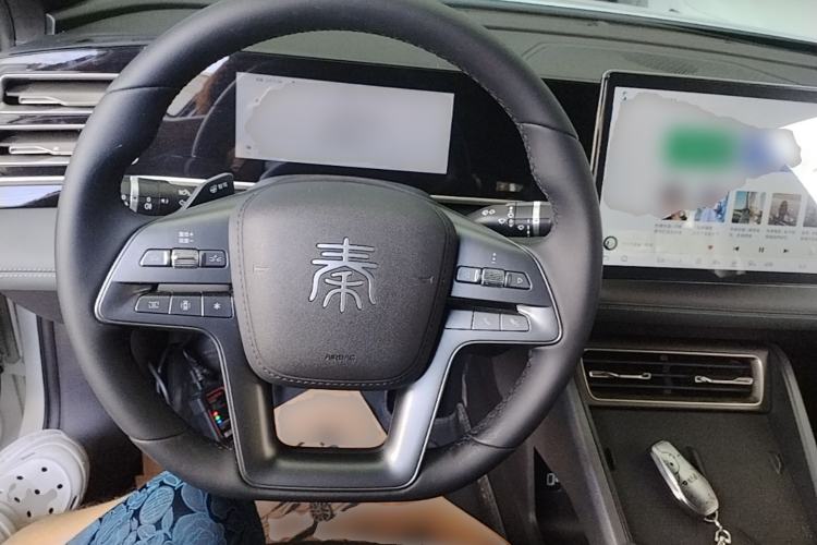 Used BYD Qin L 2025 DM-i Smart Drive 80KM Leading Model Steering Wheel