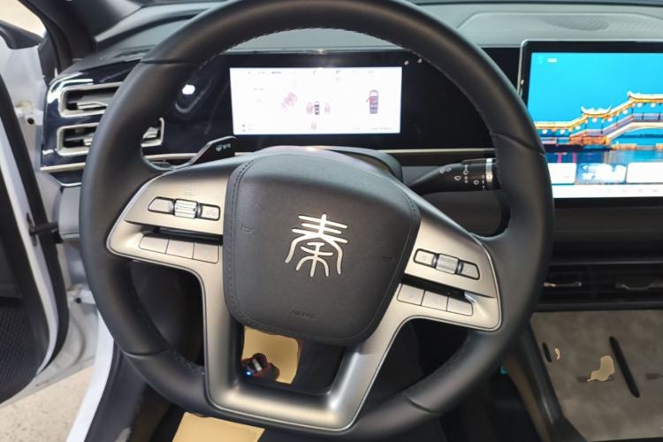 Used BYD Qin L 2025 DM-i Smart Drive 80KM Leading Model Steering Wheel