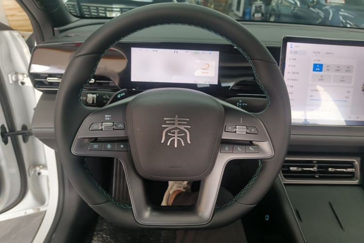 Used BYD Qin L 2025 EV 545KM Beyond Version Steering Wheel