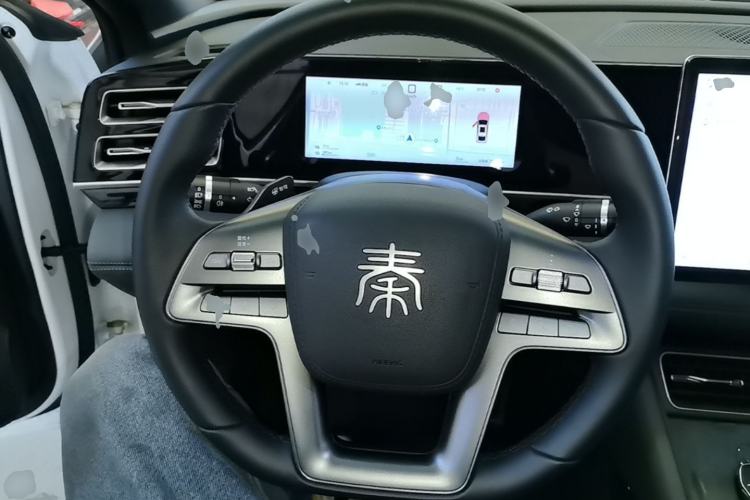 Used BYD Qin L 2025 DM-i Smart Drive 120KM Superior Model Steering Wheel