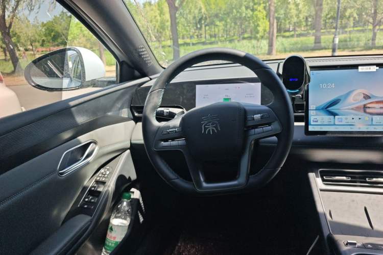 Used BYD Qin L 2025 EV 470KM Leading Edition Steering Wheel