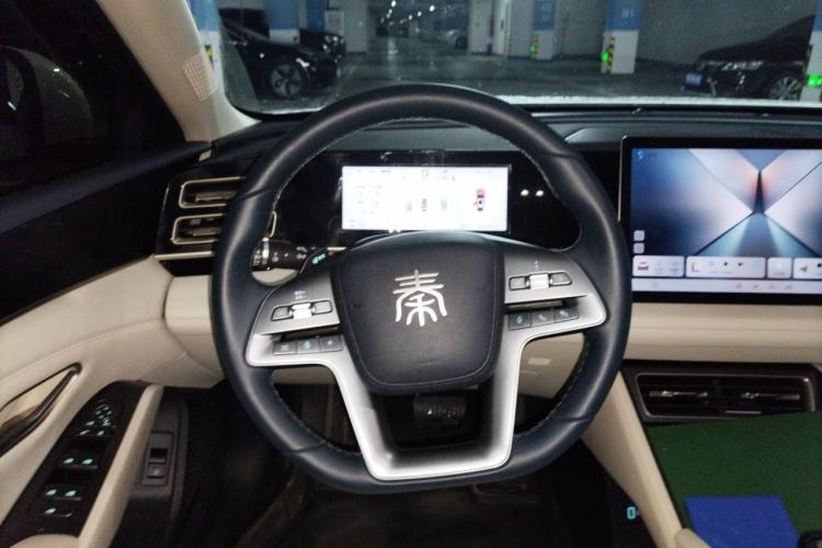 Used BYD Qin L 2025 DM-i Smart Drive 80KM Leading Model Steering Wheel