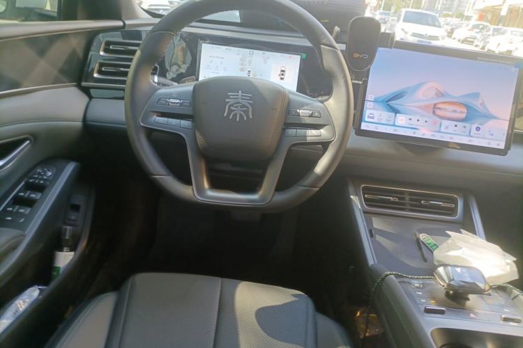 Used BYD Qin L 2025 DM-i Smart Drive 80KM Leading Model Steering Wheel