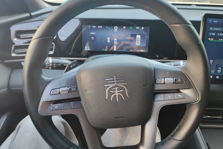 Used BYD Qin L 2025 DM-i Smart Drive 80KM Leading Model Steering Wheel
