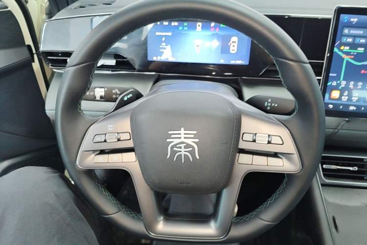 Used BYD Qin L 2025 EV 545KM Beyond Version Steering Wheel