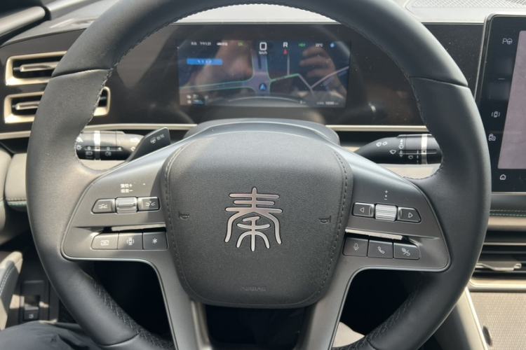 Used BYD Qin L 2025 DM-i Smart Drive 120KM Leading Model Steering Wheel