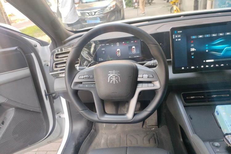 Used BYD Qin L 2025 DM-i Smart Drive 80KM Leading Model Steering Wheel