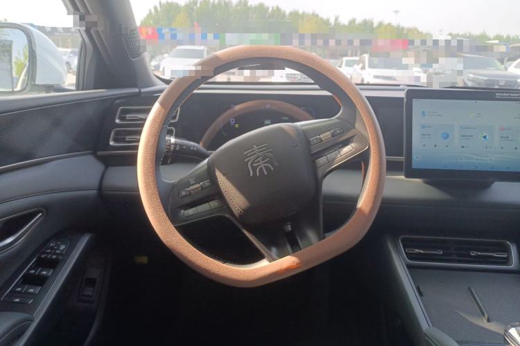 Used BYD Qin L 2025 DM-i Smart Drive 80KM Leading Model Steering Wheel