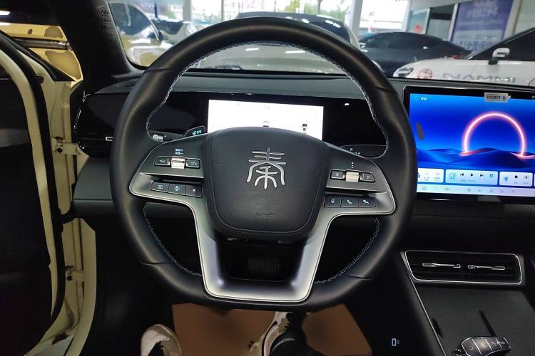 Used BYD Qin L 2025 EV 545KM Beyond Version Steering Wheel