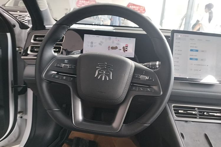 Used BYD Qin L 2025 DM-i Smart Drive 120KM Superior Model Steering Wheel