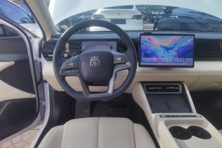 Used BYD Qin L 2025 EV 545KM Beyond Version Steering Wheel