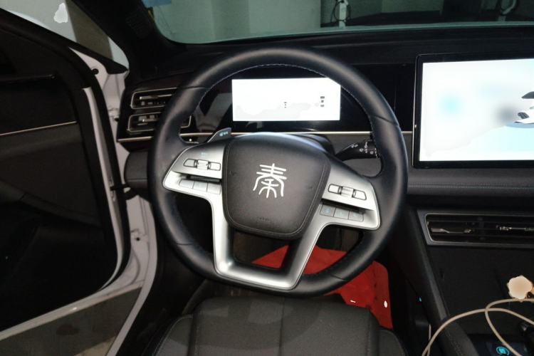 Used BYD Qin L 2025 DM-i Smart Drive 80KM Leading Model Steering Wheel