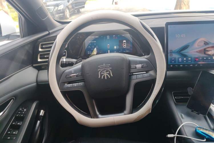 Used BYD Qin L 2025 DM-i Smart Drive 80KM Leading Model Steering Wheel
