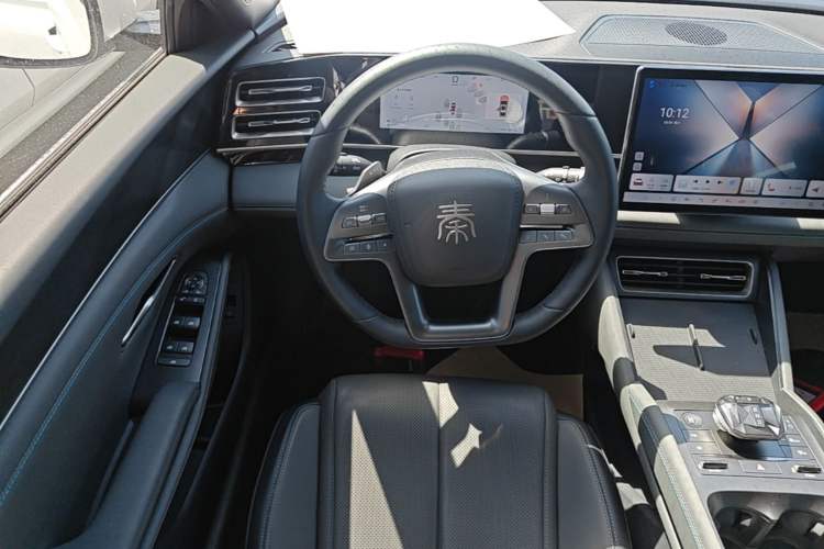 Used BYD Qin L 2025 DM-i Smart Drive 80KM Superior Model Steering Wheel