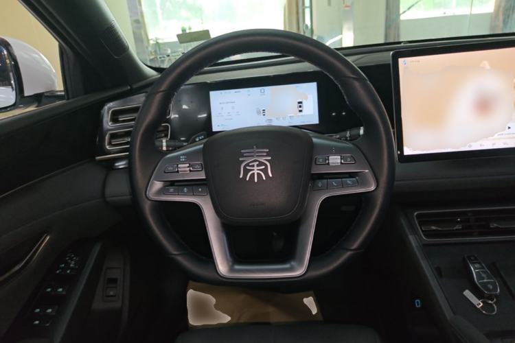 Used BYD Qin L 2025 DM-i Smart Drive 80KM Leading Model Steering Wheel