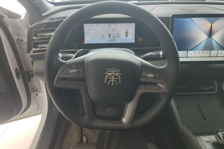 Used BYD Qin L 2025 DM-i Smart Drive 80KM Leading Model Steering Wheel