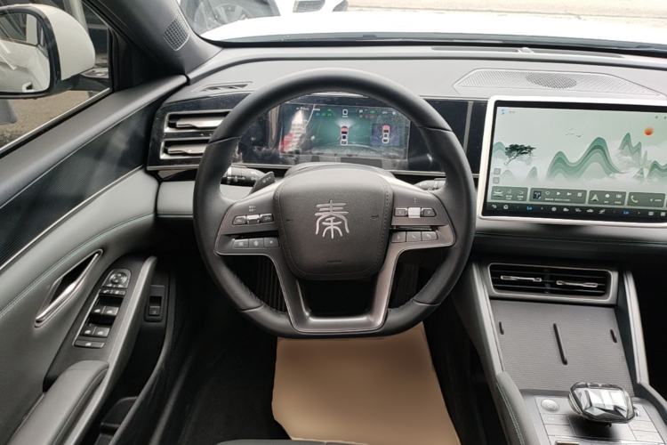 Used BYD Qin L 2025 DM-i Smart Drive 80KM Leading Model Steering Wheel