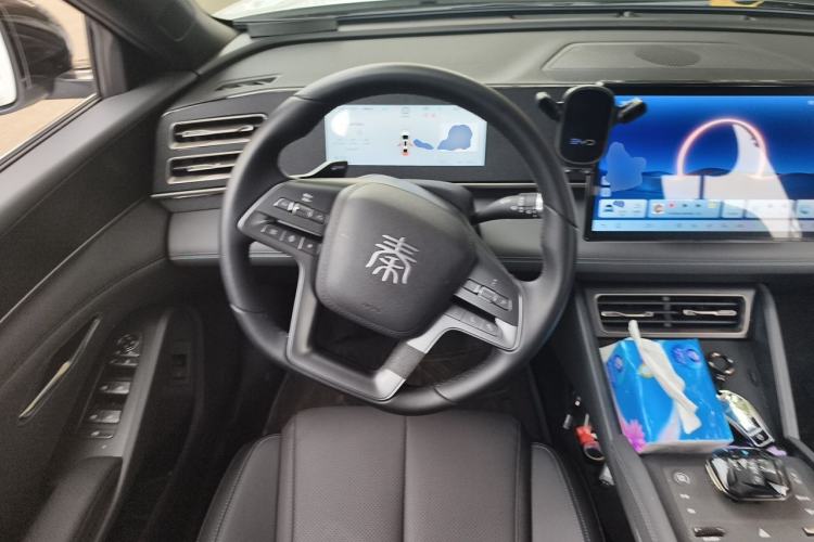 Used BYD Qin L 2025 DM-i Smart Drive 80KM Leading Model Steering Wheel
