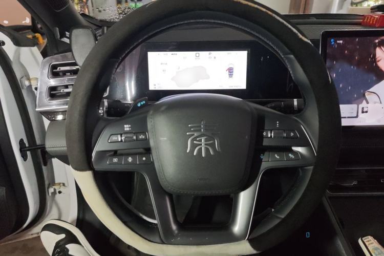 Used BYD Qin L 2025 DM-i Smart Drive 80KM Leading Model Steering Wheel