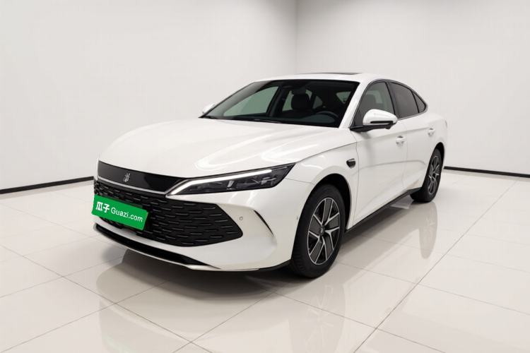 BYD Qin L 2025 DM-i Smart Drive 120KM Leading Model