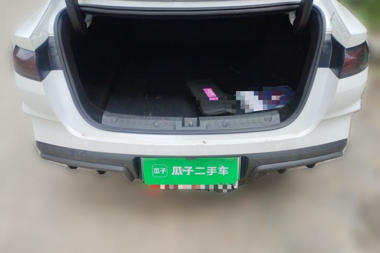 Used BYD Qin L 2025 DM-i Smart Drive 120KM Leading Model Trunk