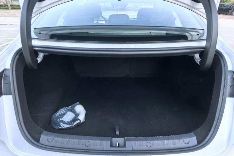 Used BYD Qin L 2025 DM-i Smart Drive 120KM Superior Model Trunk