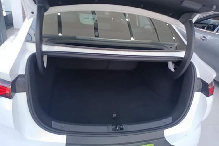 Used BYD Qin L 2025 EV 545KM Excellence Edition Trunk