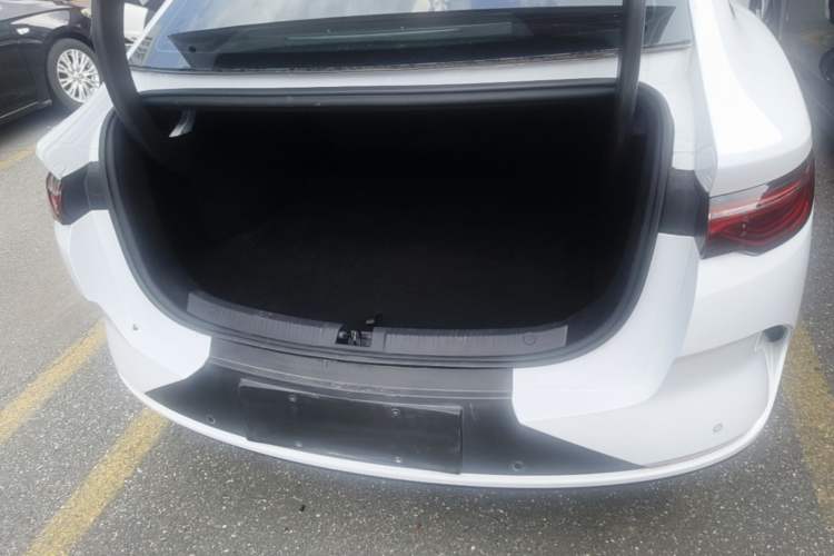 Used BYD Qin L 2025 EV 470KM Leading Edition Trunk