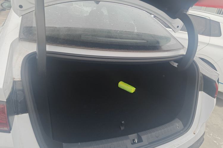 Used BYD Qin L 2025 DM-i Smart Drive 120KM Superior Model Trunk
